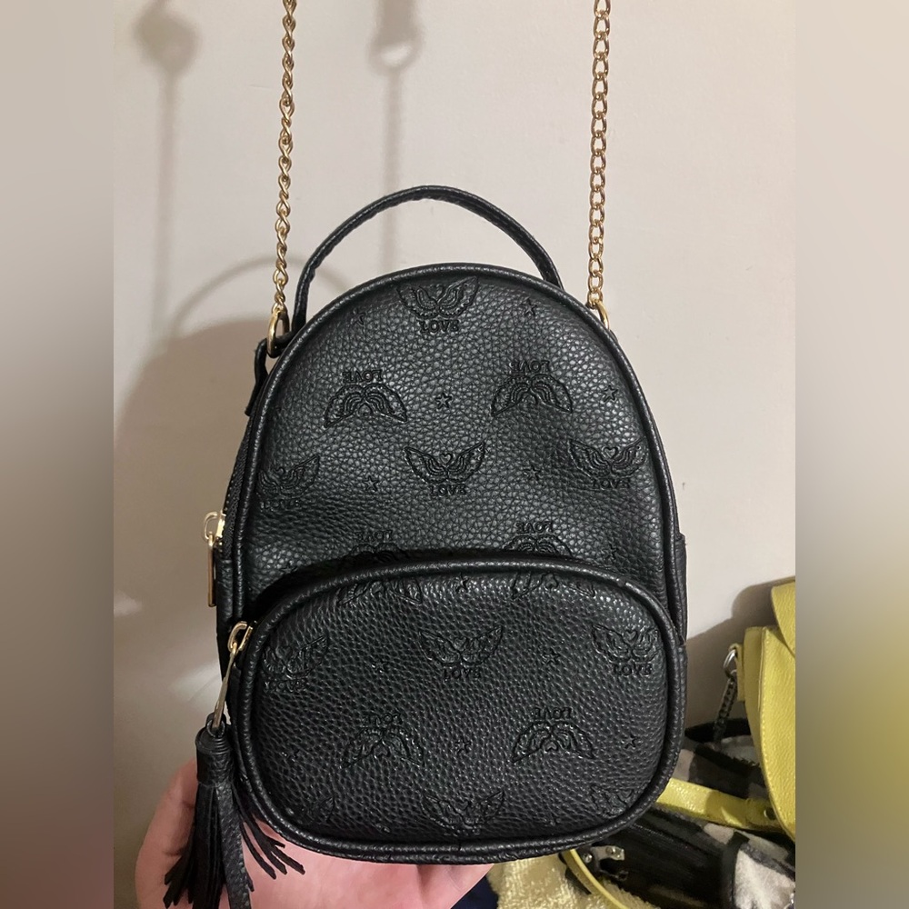 Icing Elegant Black Accessory Bag. This Icing crossbody bag is very nice wear.